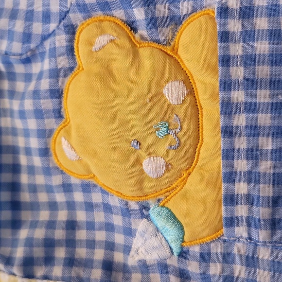 Vintage lightweight one piece embroidered romper/ footless footie - Picture 4 of 5